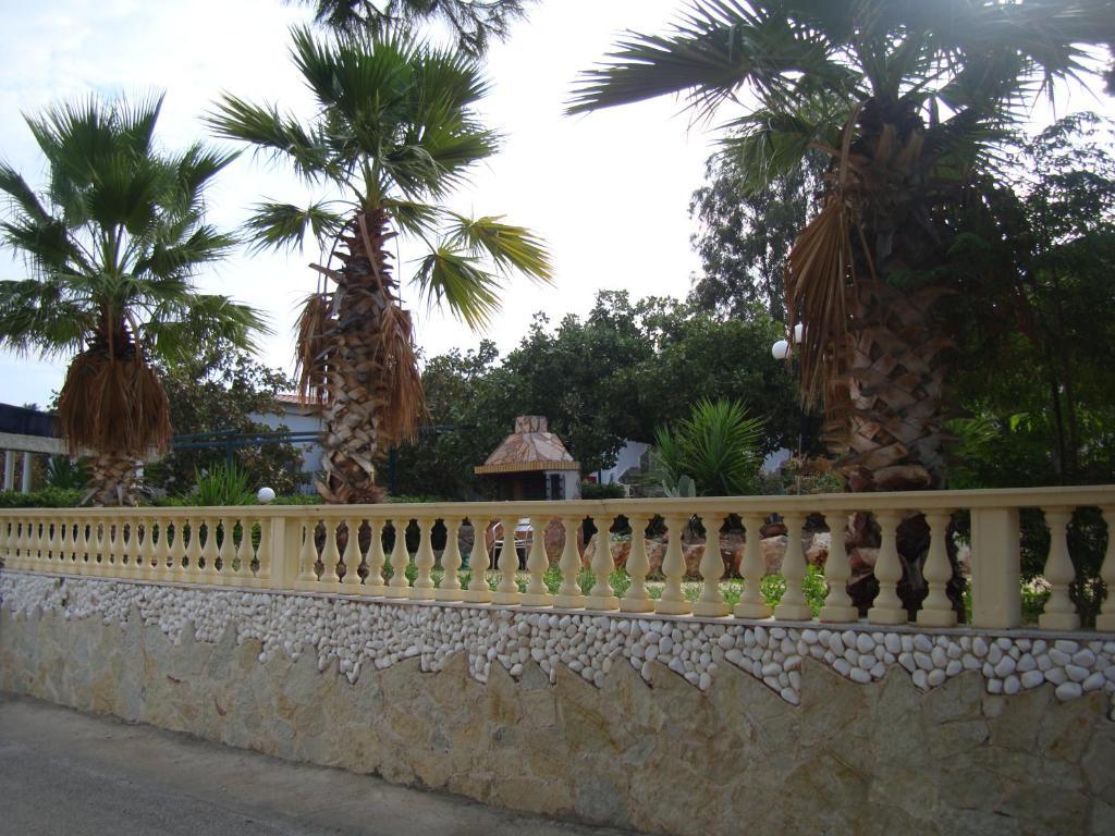 Hotel Mantas Bay Loutráki Exterior foto