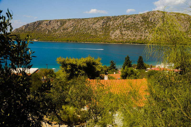 Hotel Mantas Bay Loutráki Exterior foto